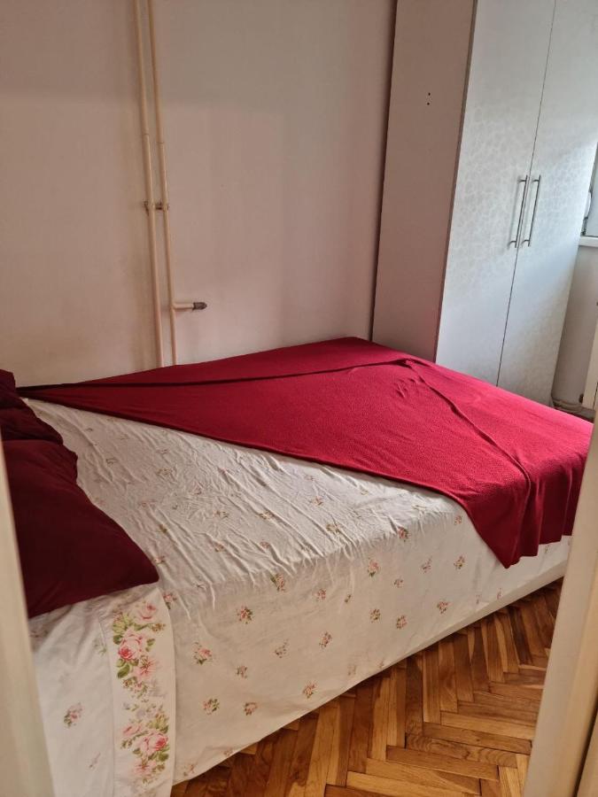 Empire Apartment