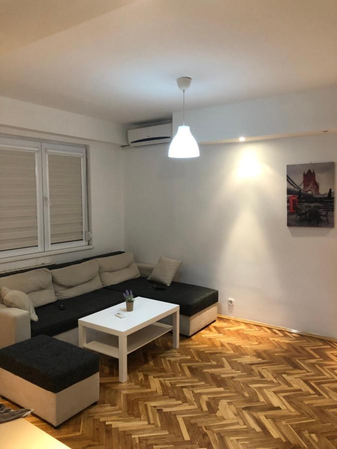 Apartment Empire *